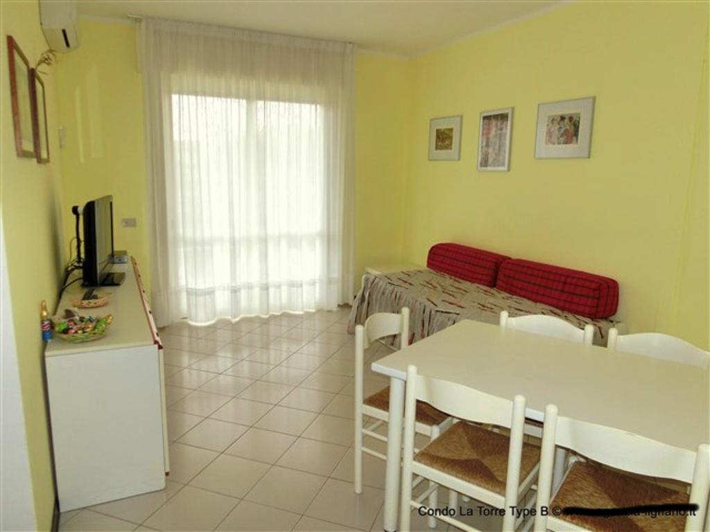 Apartament Lignano Sabbiadoro With Pool Zewnętrze zdjęcie